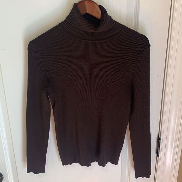 Chico’s brown fitted sweater size 1 - Picture 3 of 7